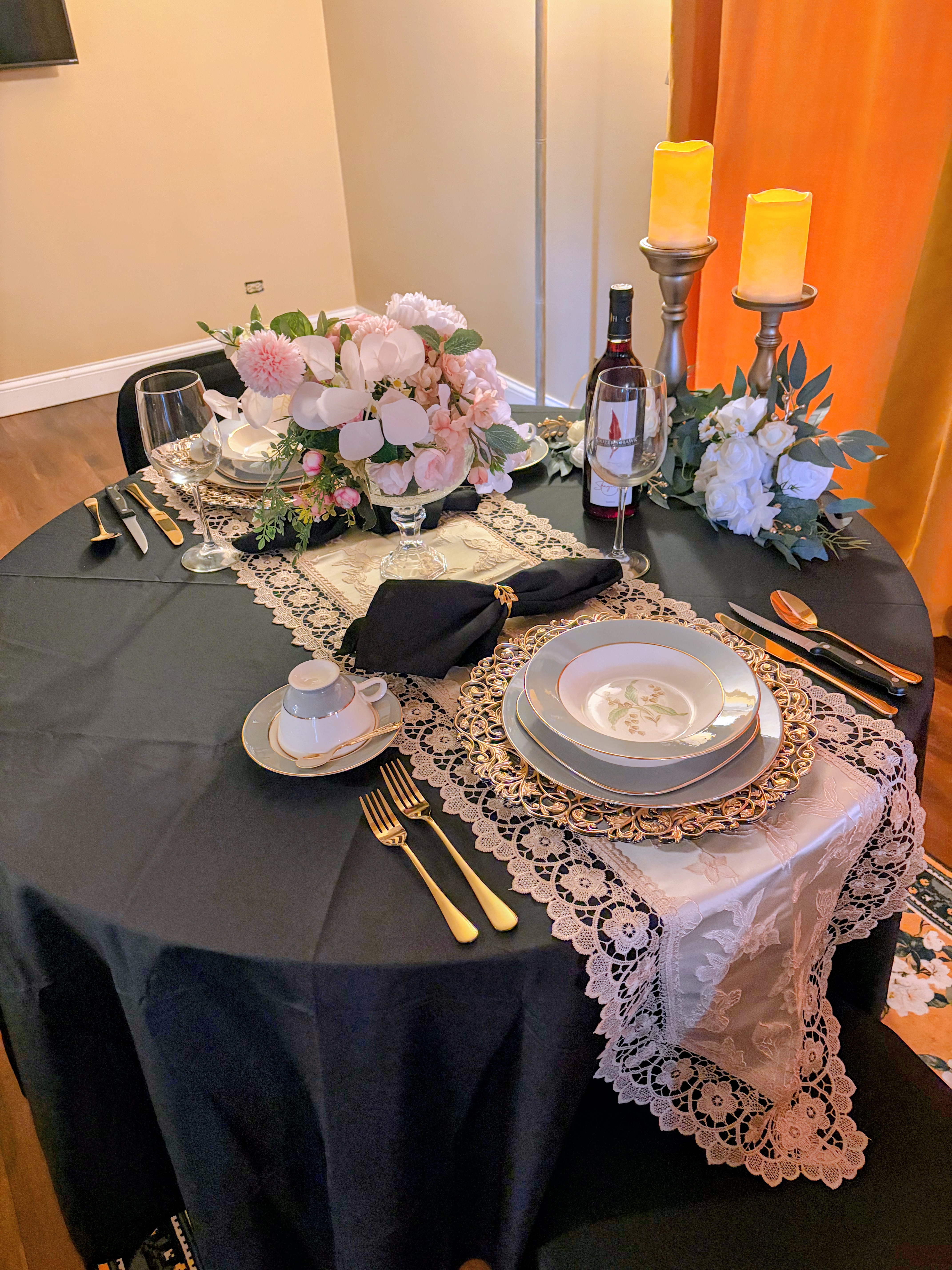 Elegant tablescape